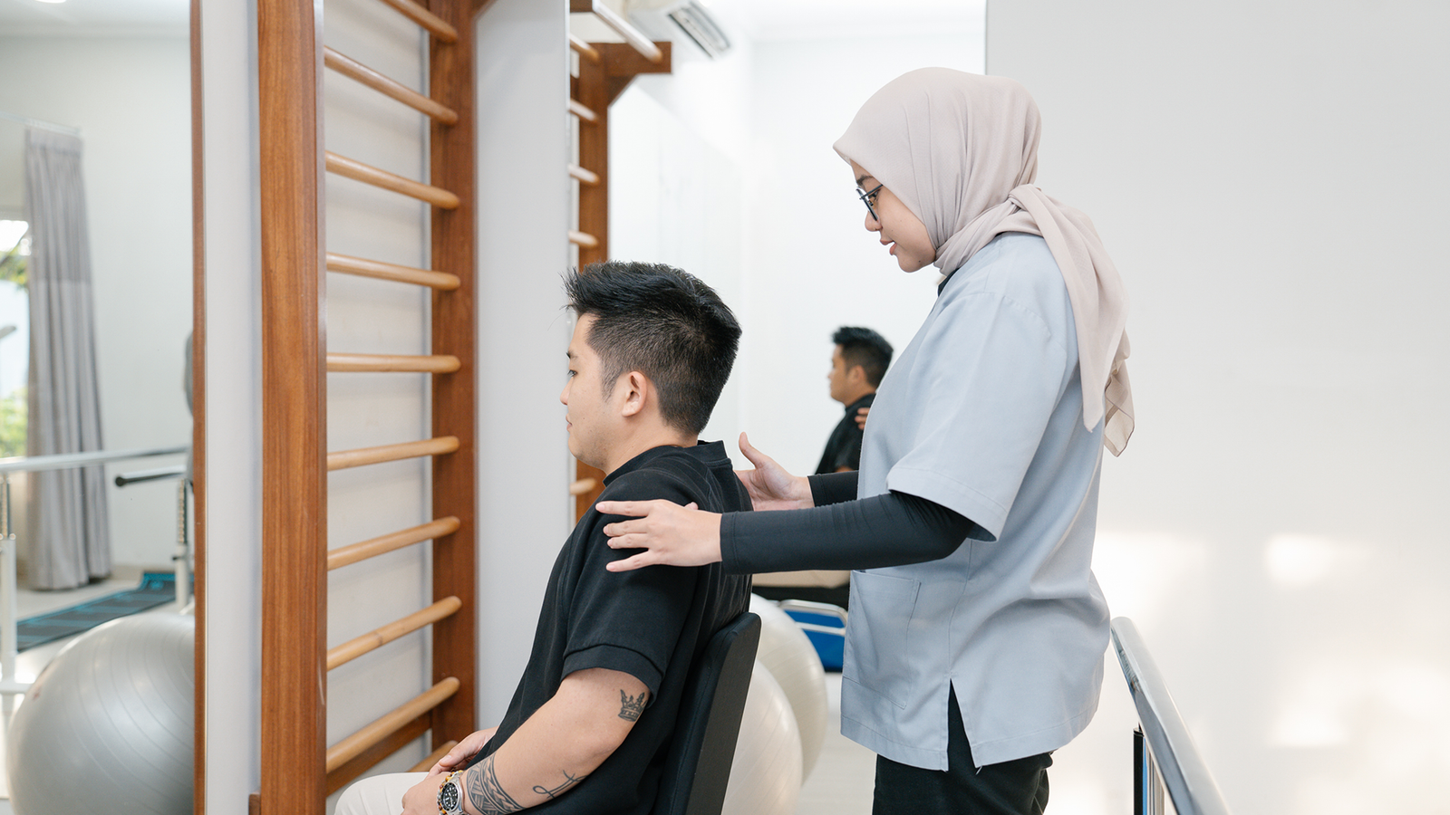 klinik fisioterapi PIK